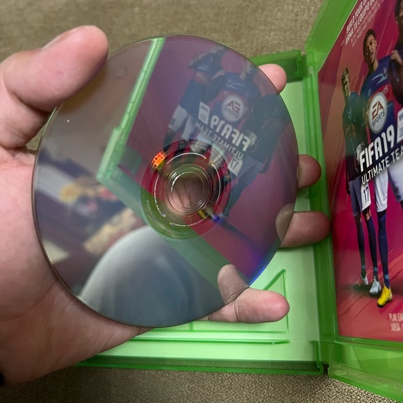 FIFA 19 Xbox One - Picture 3 of 3